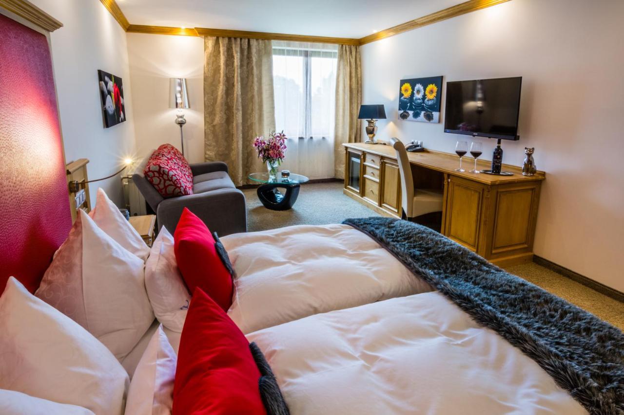 Wellness Hotel V Nebi Kořenov 外观 照片