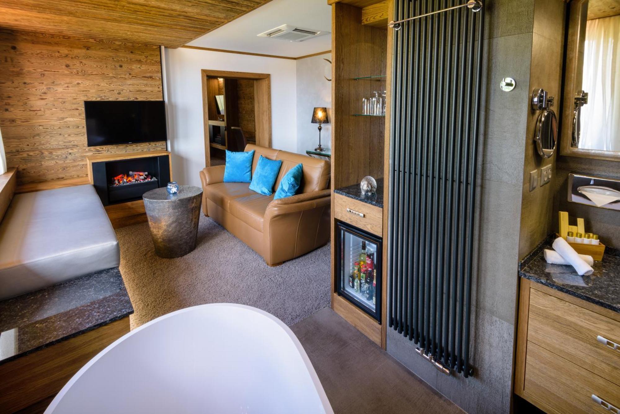 Wellness Hotel V Nebi Kořenov 外观 照片